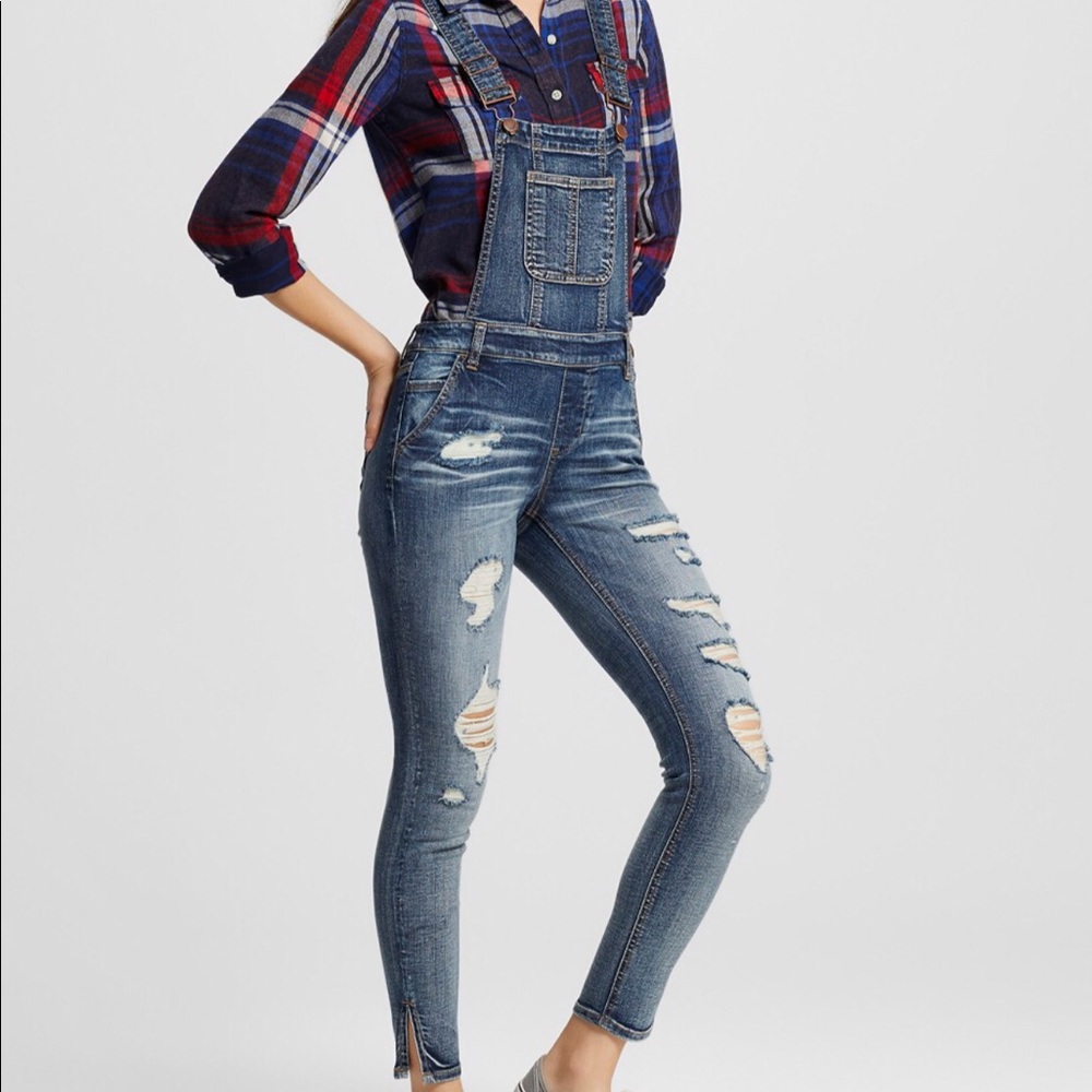 NWT Dollhouse Medium Juniors Overalls